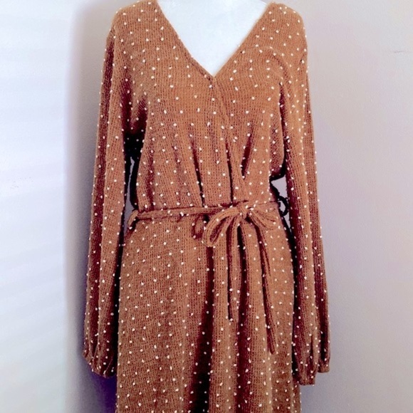 Polagram sweater knit Swiss dot midi dress - Picture 6 of 8